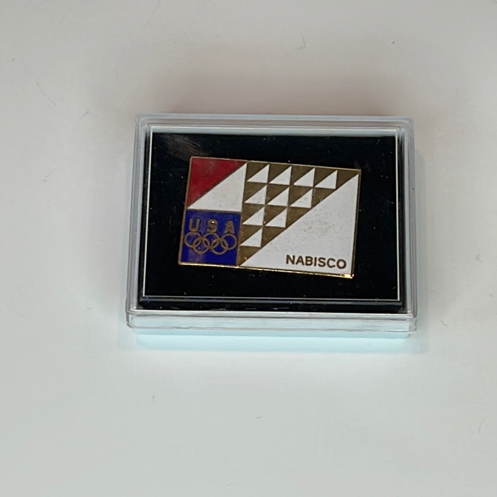 Vintage Nabisco USA pin